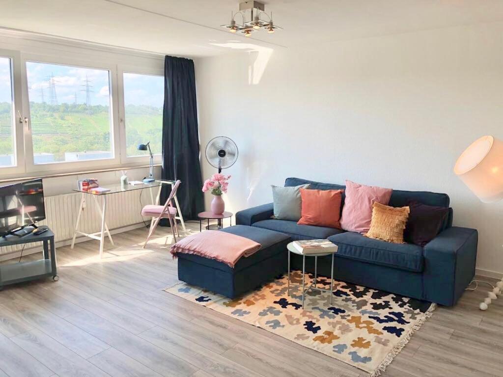Grosses Appartement Mit Aussichtsbalkon Ludwigsburg Eksteriør billede