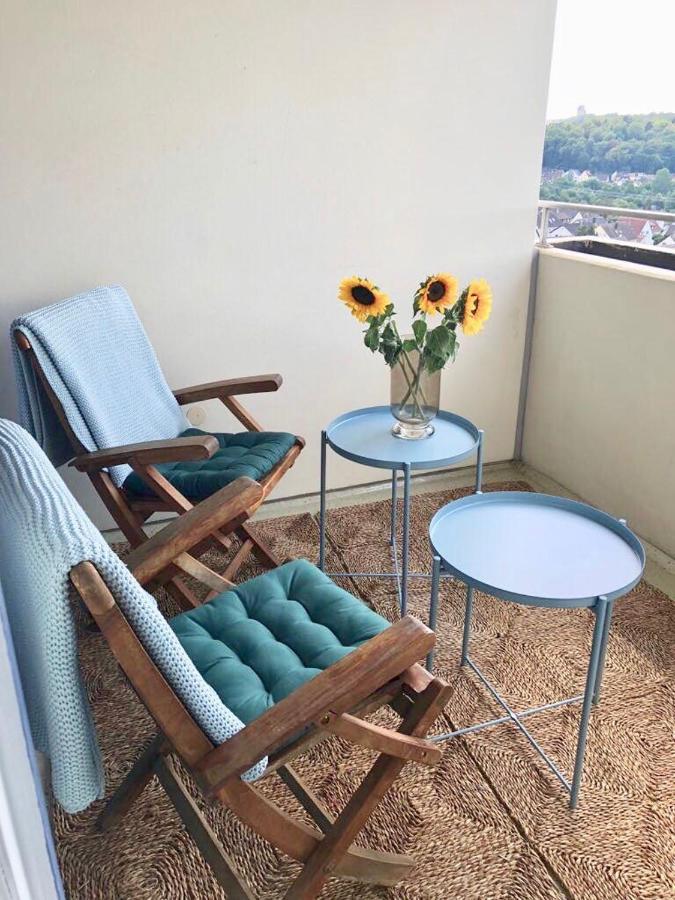 Grosses Appartement Mit Aussichtsbalkon Ludwigsburg Eksteriør billede